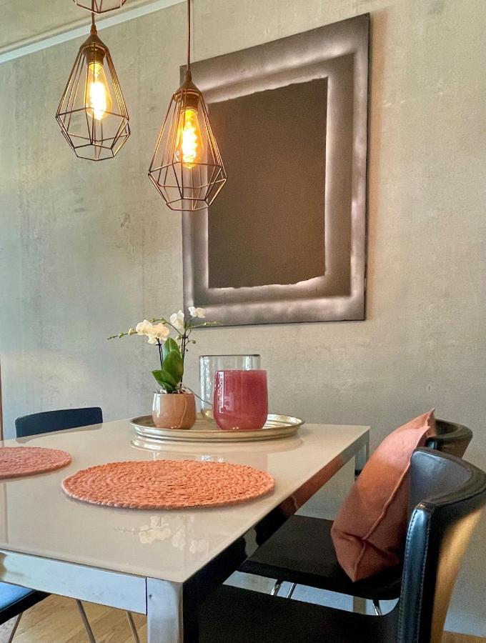 Tolle Ferienwohnung Le Gira Mit Eigenem Garten 콘스탄츠 외부 사진